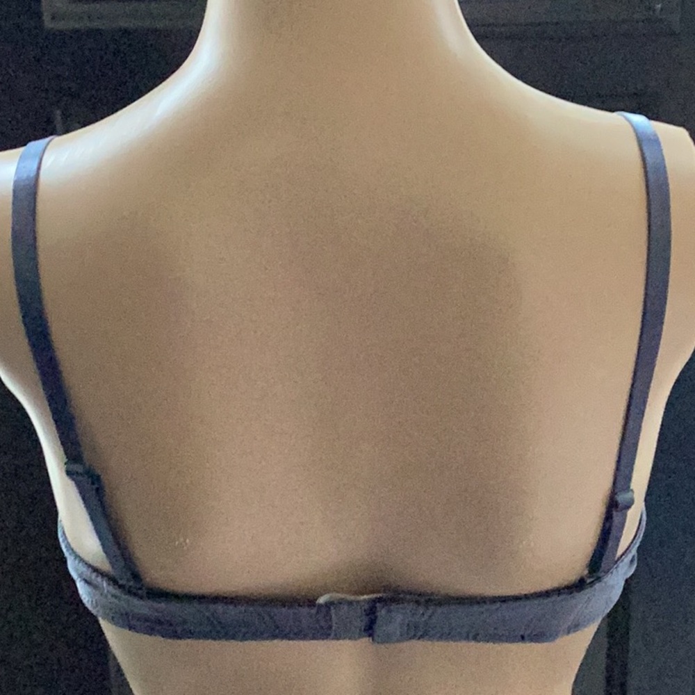 Three bras 🦢 - Picture 5 of 10